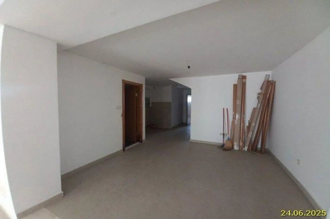 Sale, office space, 107m², Stari Aerodrom, Podgorica