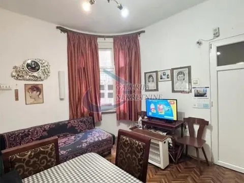 Prodaja, dvosoban stan, 46m², Vračar Hram, Vračar Sve Podlokacije - image 13