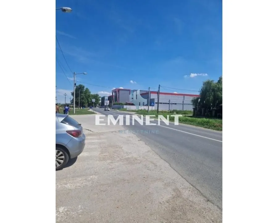 Rent, land lot, 3000m², Batajnica, Beograd