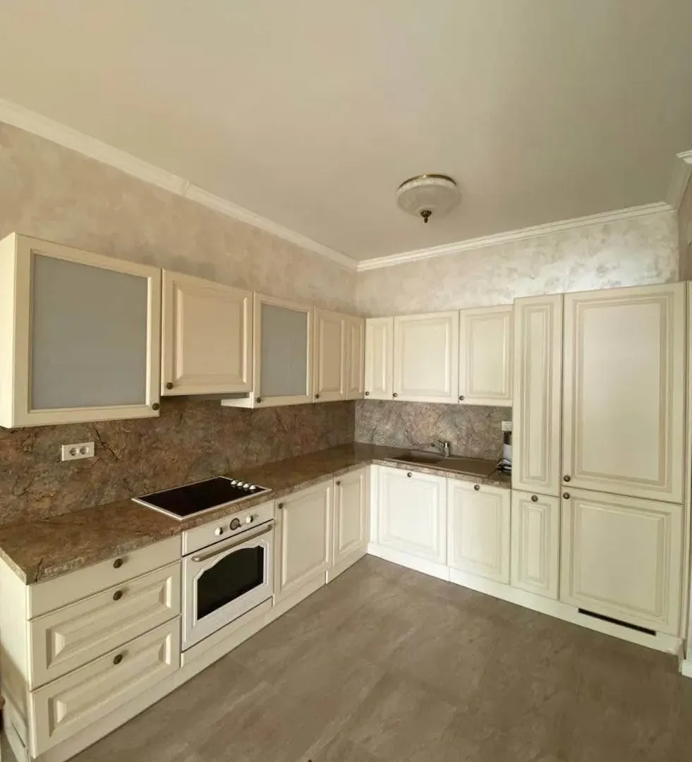 Sale, three bedroom apartment, 115m², Bečići, Budva