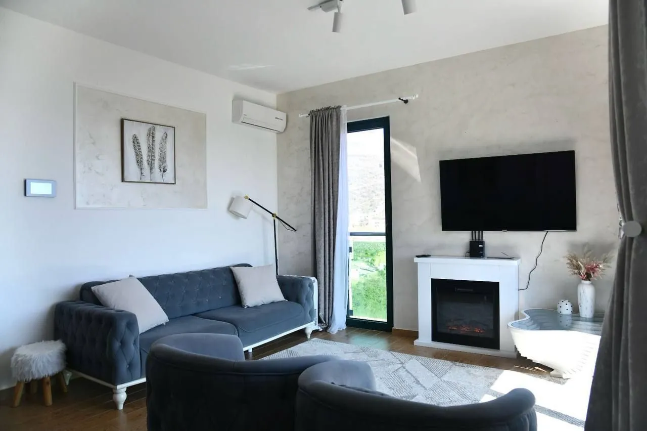 Prodaja, dvosoban stan, 72m², Bečići, Budva