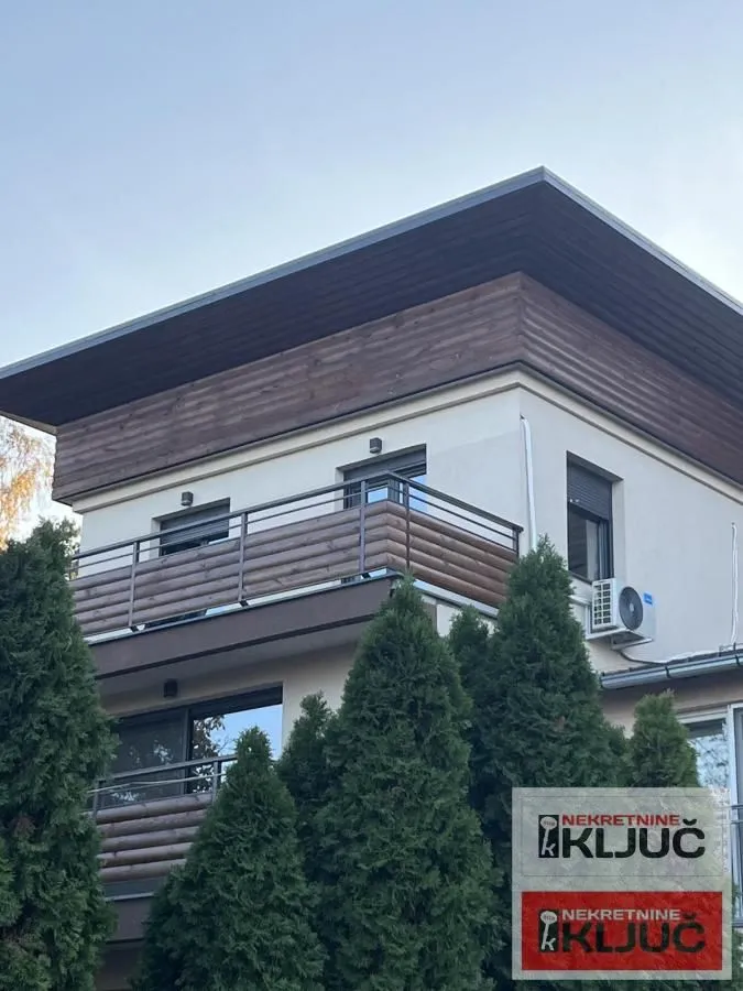 Izdavanje, kuća, 247m², Sremska Kamenica, Petrovaradin