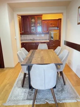 Izdavanje, trosoban stan, 100m², Centar, Podgorica - image 3