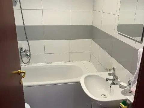 Izdavanje, jednosoban stan, 57m², City Kvart, Podgorica - image 7