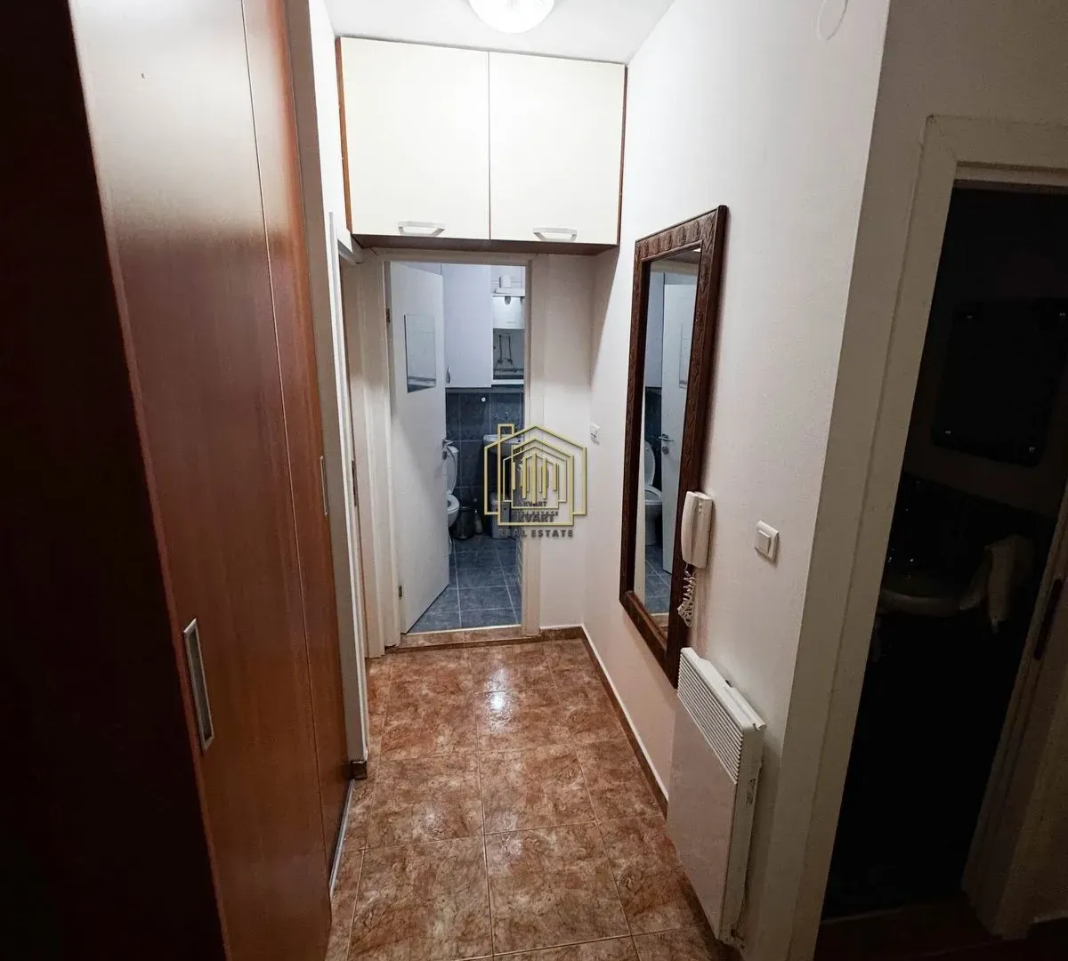 Izdavanje, dvosoban stan, 60m², Blok 9, Podgorica
