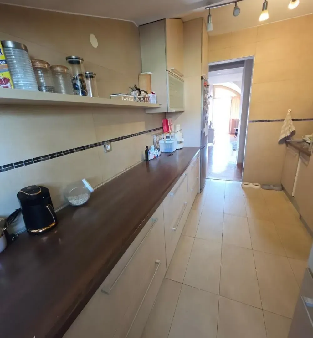 Prodaja, četvorosoban stan, 163m², Uciteljsko Naselje, Zvezdara Sve Podlokacije