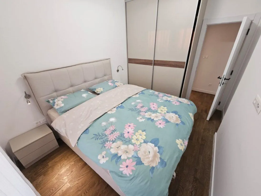 Rent, one bedroom apartment, 46m², Stari Aerodrom, Podgorica