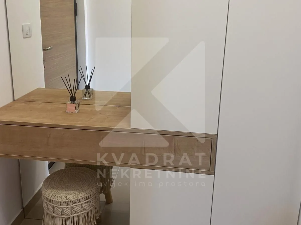 Izdavanje, jednosoban stan, 43m², Tuški Put, Podgorica