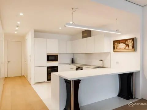 Prodaja, dvosoban stan, 178m², Centar, Budva - image 4