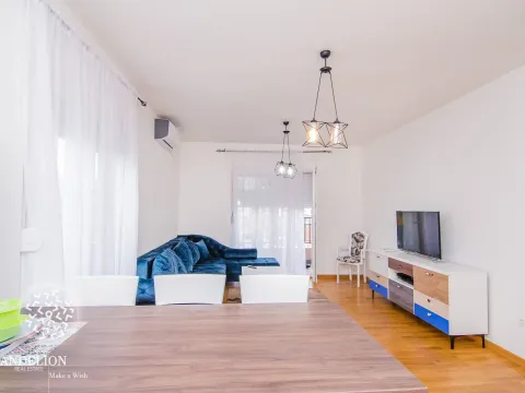 Izdavanje, jednosoban stan, 56m², Stari Aerodrom, Podgorica - image 4