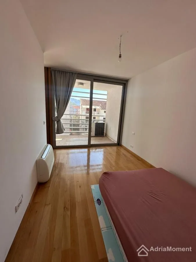 Prodaja, dvosoban stan, 85m², Centar, Budva