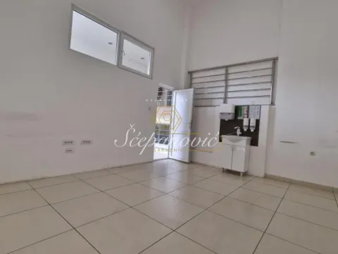 Sale, office space, 155m², Podbara, Novi Sad Sve Podlokacije - image 10