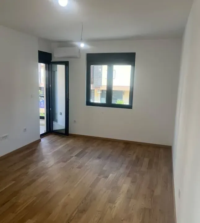 Izdavanje, dvosoban stan, 53m², New City, Podgorica