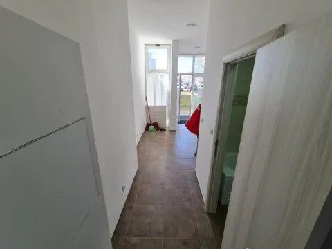 Sale, office space, 110m², Tuški Put, Podgorica - image 10