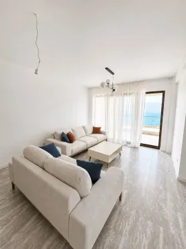 Prodaja, stan, 96m², Tivat, Crna Gora - image 1