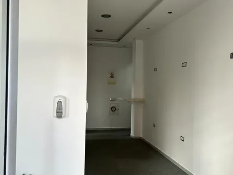 Prodaja, poslovni prostor, 54m², Podgorica, Crna Gora - image 10