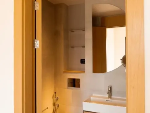 Prodaja, dvosoban stan, 88m², Porto Montenegro, Tivat - image 13