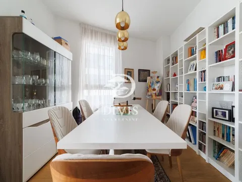 Prodaja, četvorosoban stan, 107m², Savski Venac, Beograd - image 11