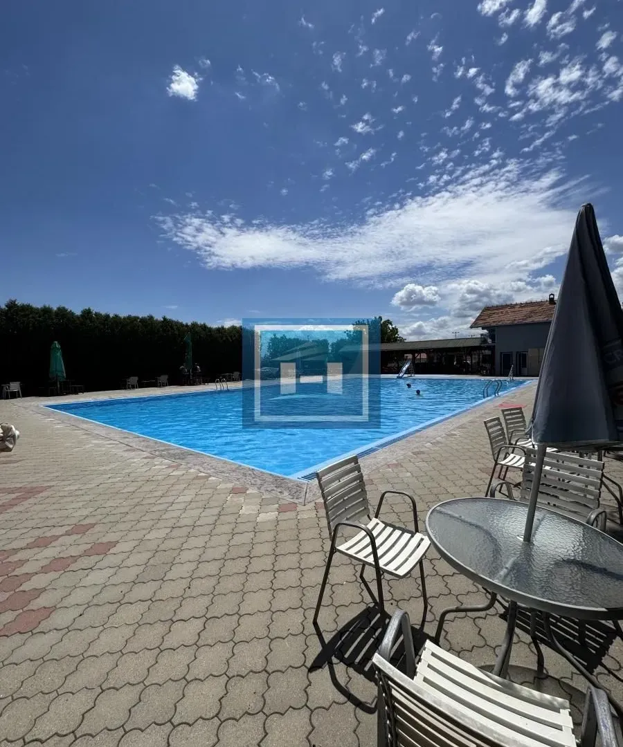 Sale, office space, 69m², Ražanj, Srbija
