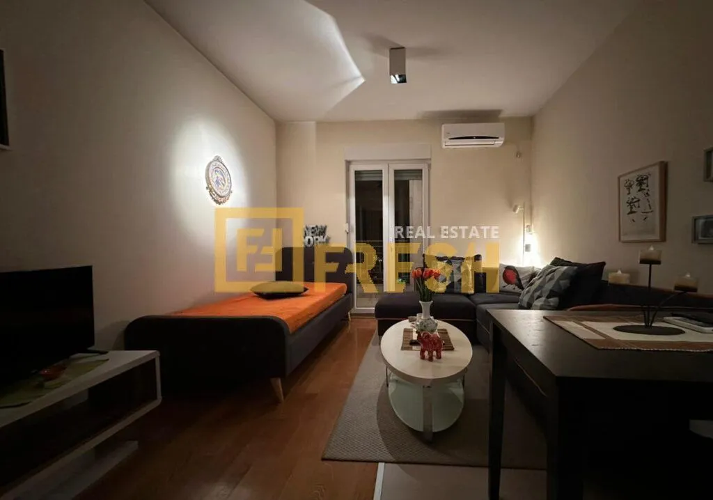 Rent, studio apartment, 29m², Blok 6, Podgorica