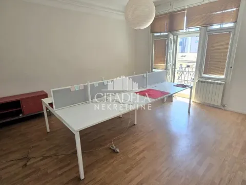 Rent, four bedroom apartment, 123m², Stari Grad, Beograd - image 7