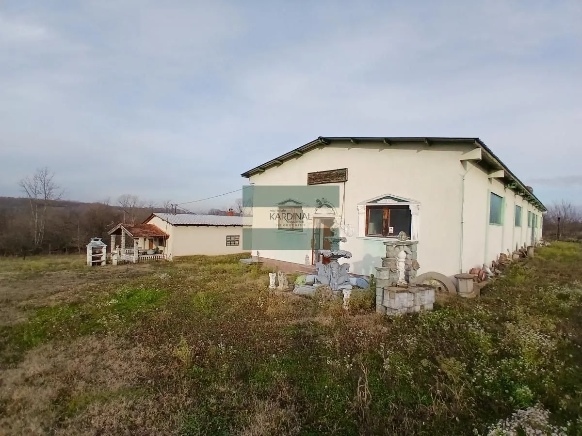 Sale, office space, 723m², Veliki Popović, Despotovac