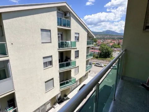 Prodaja, dvosoban stan, 90m², Gorica C, Podgorica - image 10
