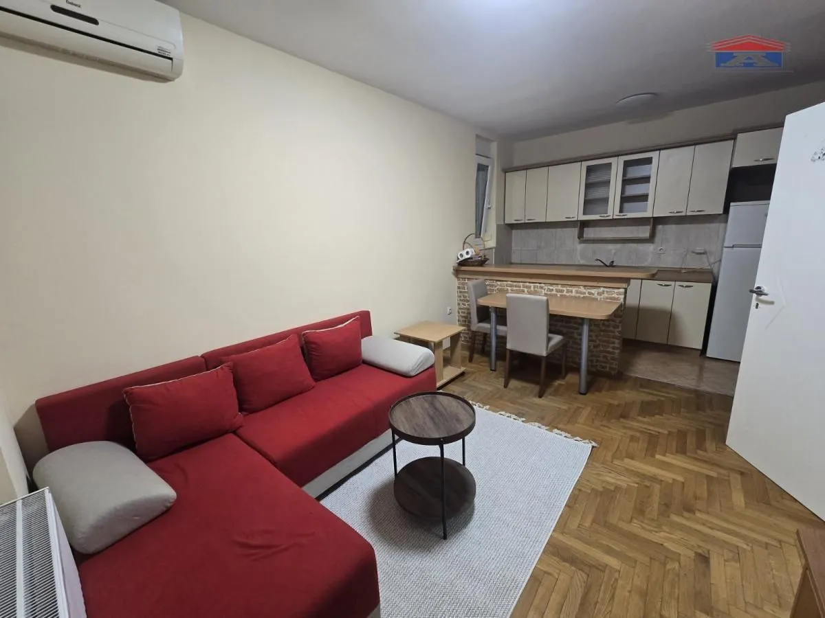 Rent, one bedroom apartment, 33m², Socijalno, Novi Sad Sve Podlokacije