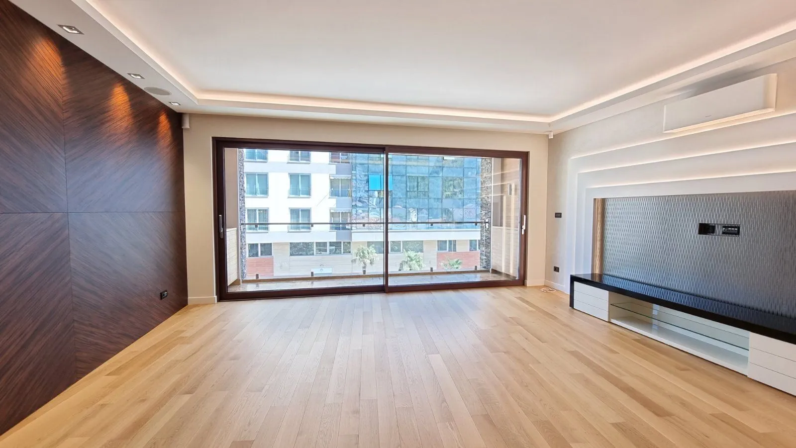 Sale, two bedroom apartment, 108m², Budva, Crna Gora