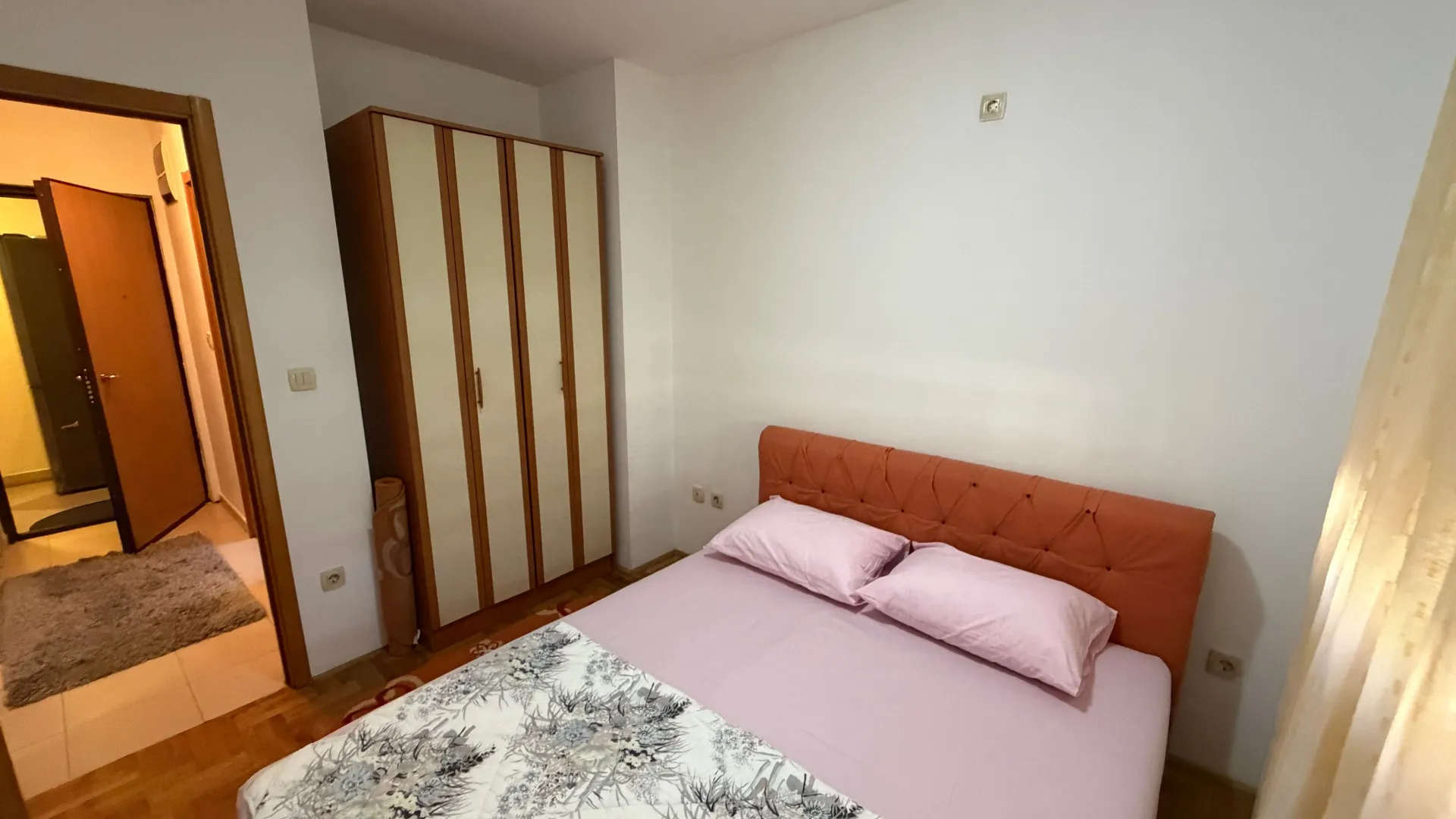 Rent, one bedroom apartment, 45m², Stari Aerodrom, Podgorica