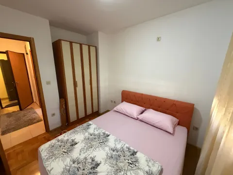 Rent, one bedroom apartment, 45m², Stari Aerodrom, Podgorica - image 7