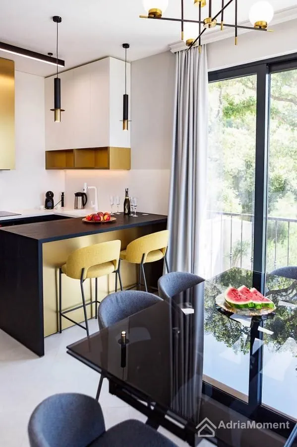 Sale, house, 220m², Reževići, Budva