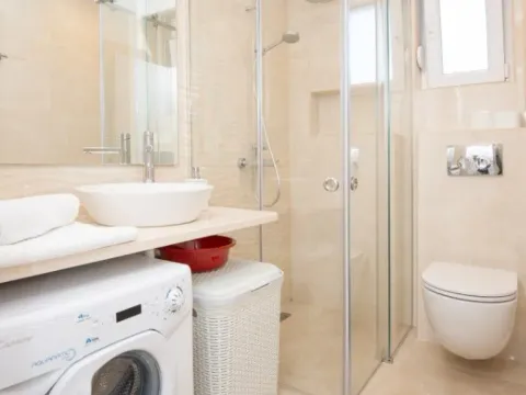 Stan-na-dan, jednosoban stan, 40m², Tivat, Crna Gora - image 10