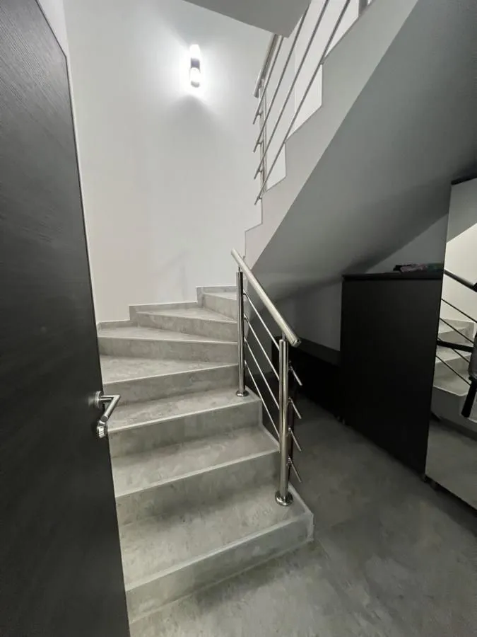 Prodaja, stan, 113m², Bulevar patrijarha Pavla, Novi Sad Sve Podlokacije