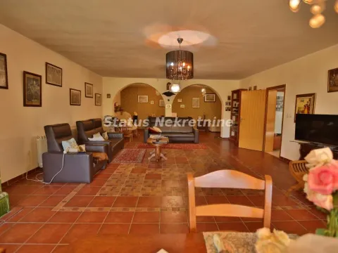 Prodaja, kuća, 322m², Ledinci, Petrovaradin - image 14