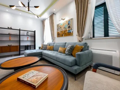 Prodaja, trosoban stan, 90m², Grad, Kotor - image 4