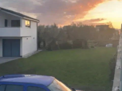 Zemljište in Bjeliši