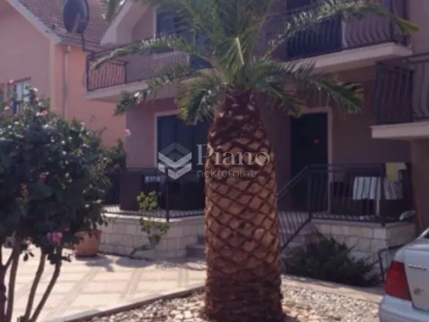 Rent, house, 250m², Stari Aerodrom, Podgorica - image 5