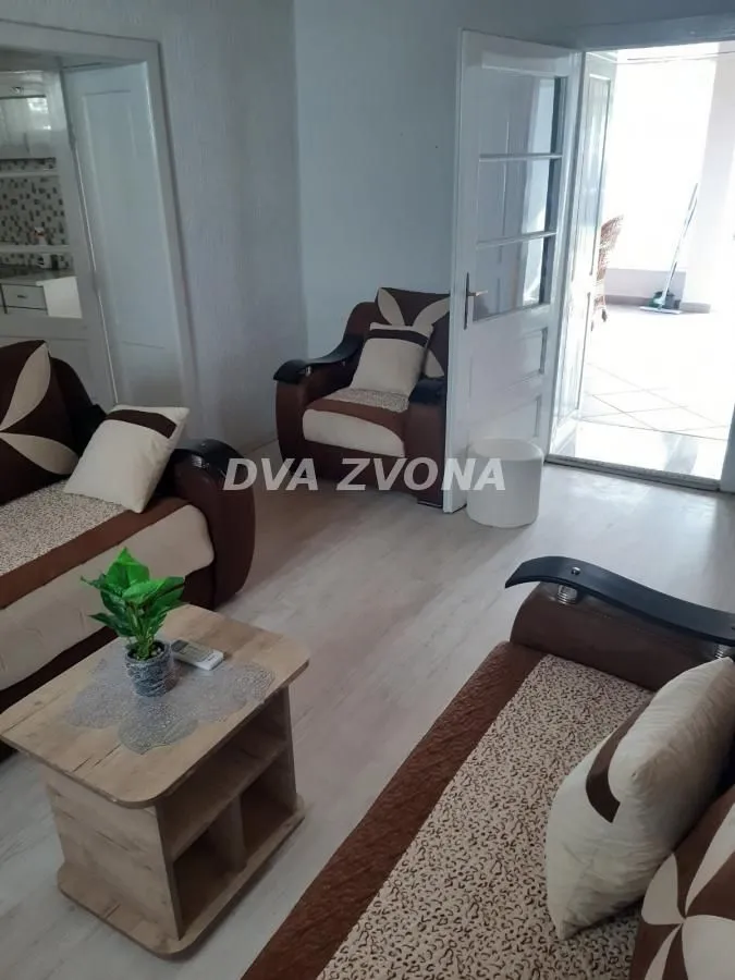 Prodaja, kuća, 199m², Bečej, Novi Sad