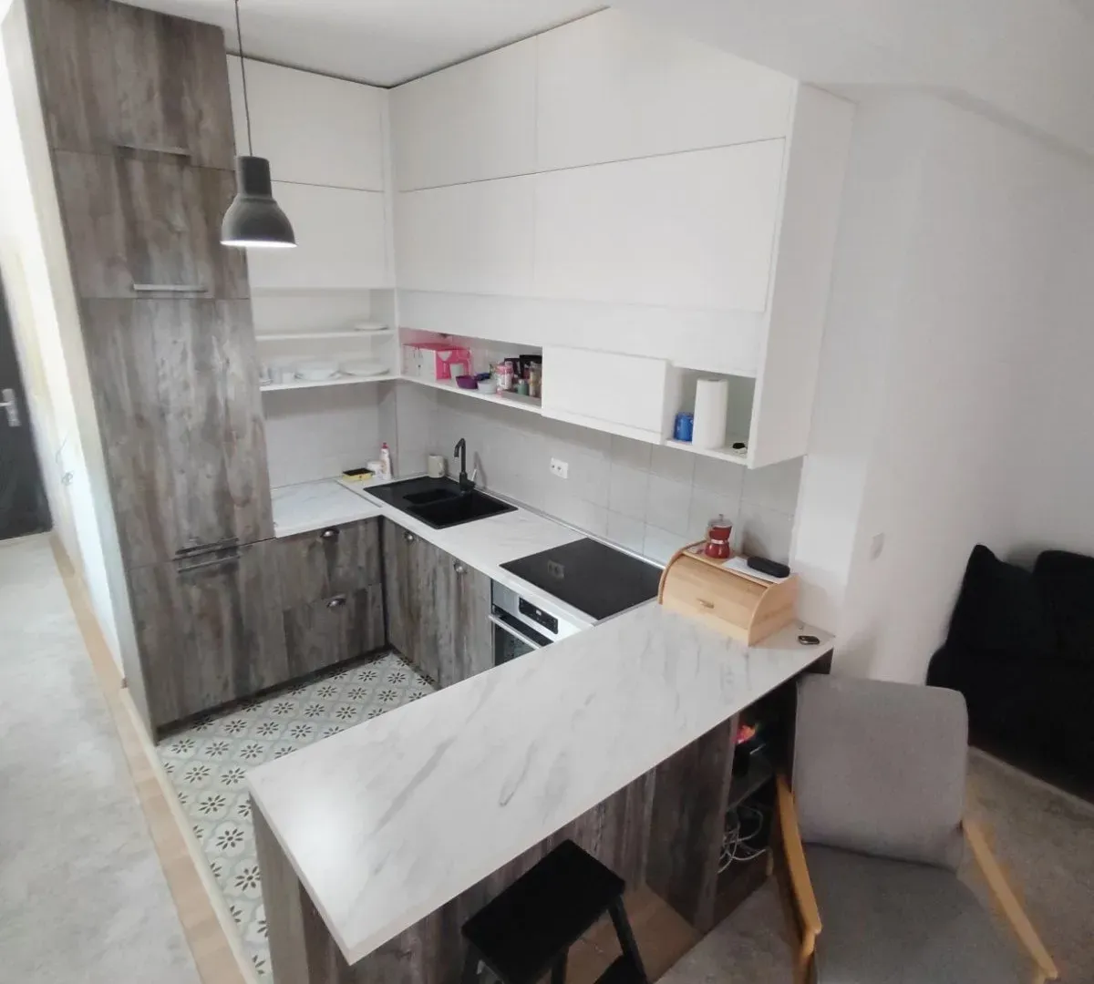 Prodaja, dvosoban stan, 57m², Centar, Tivat