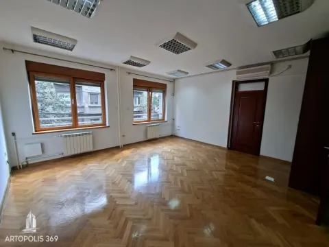 Rent, office space, 58m², Kalenić Pijaca, Vračar Sve Podlokacije - image 5