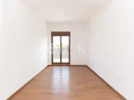 Prodaja, četvorosoban stan, 221m², Vezirov Most, Podgorica - image 6