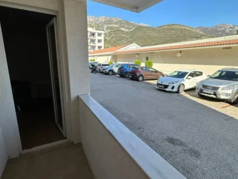 Sale, two bedroom apartment, 60m², Bar, Crna Gora - image 8