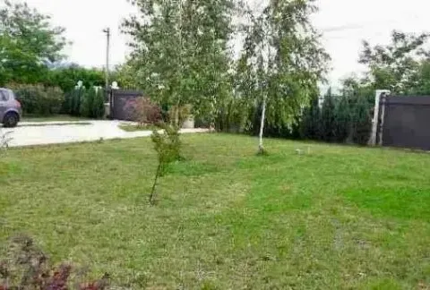 Izdavanje, kuća, 1000m², Tološi, Podgorica - image 4