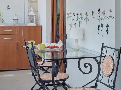 Prodaja, trosoban stan, 72m², Prčanj, Kotor - image 3