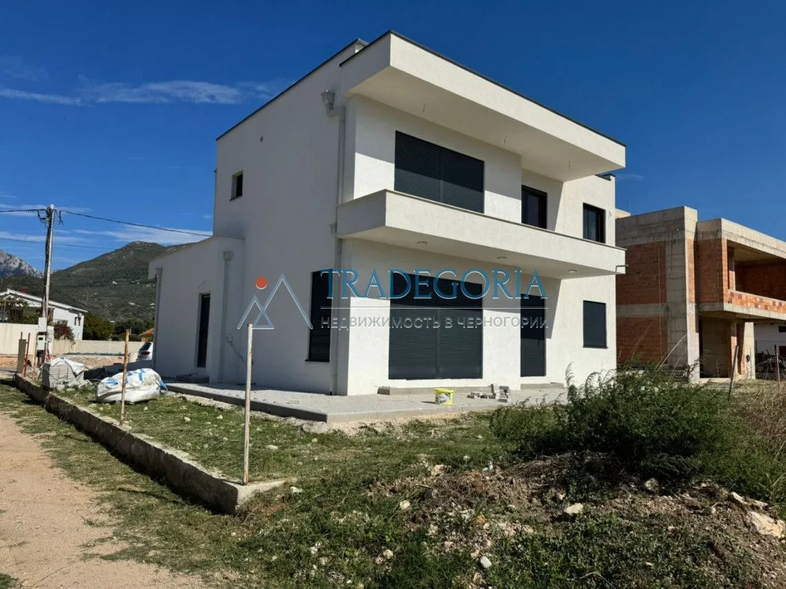 Prodaja, kuća, 196m², Bar, Crna Gora
