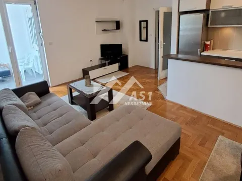 Izdavanje, dvosoban stan, 46m², Grbavica, Novi Sad Sve Podlokacije - image 2