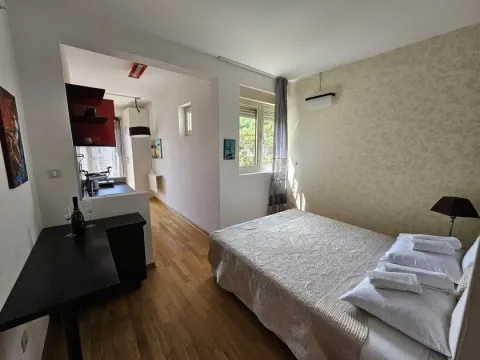 Izdavanje, dvosoban stan, 1m², Budva, Crna Gora - image 9