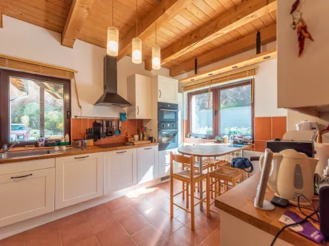 Sale, house, 550m², Podgorica, Crna Gora - image 11