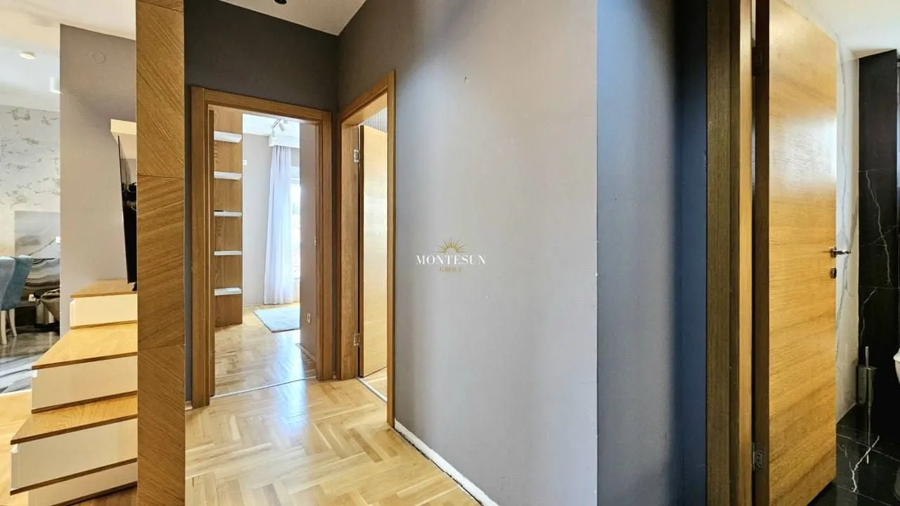 Izdavanje, dvosoban stan, 65m², Maslinjak, Budva
